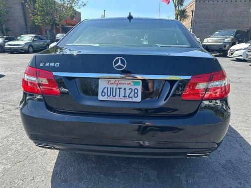 Black 2012 Mercedes-Benz E-Class E 350 Luxury