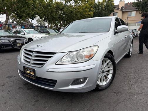 2010 Hyundai Genesis 3.8