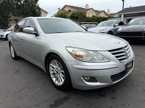 2010 Hyundai Genesis 3.8