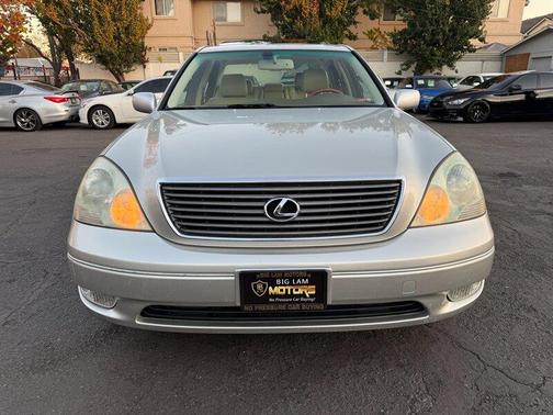 2002 Lexus LS 430 Base