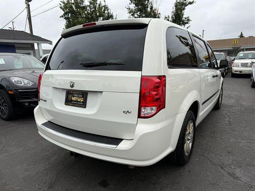 2012 RAM Cargo C/V