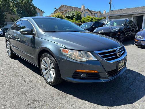 2009 Volkswagen CC Sport