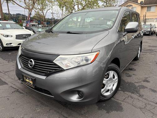 Gun Metallic 2016 Nissan Quest SV