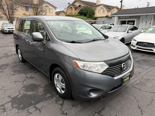 Gun Metallic 2016 Nissan Quest SV