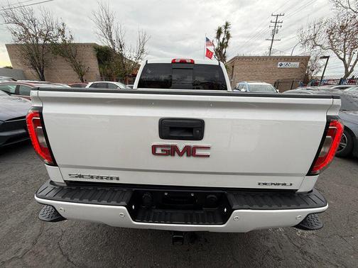 2018 GMC Sierra 1500 Denali