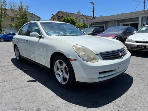2003 INFINITI G35 Base
