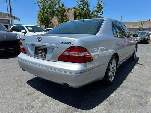 2004 Lexus LS 430 Base