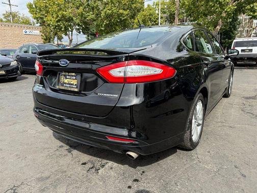 2016 Ford Fusion Energi Titanium