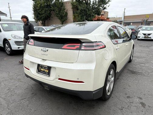 2013 Chevrolet Volt Base