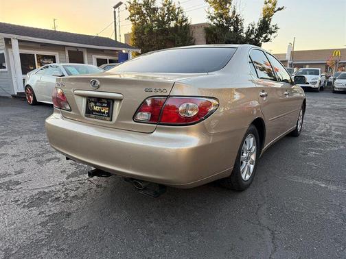 2004 Lexus ES 330 Base