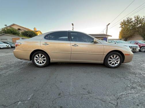 2004 Lexus ES 330 Base