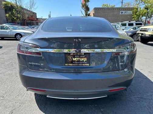 2015 Tesla Model S 85D