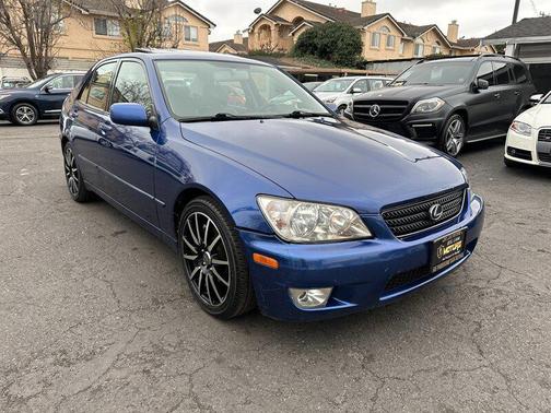 2002 Lexus IS 300 Base