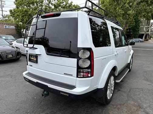 2015 Land Rover LR4 Base