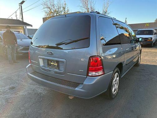 2005 Ford Freestar SE