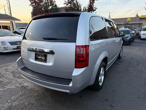 2008 Dodge Grand Caravan SXT