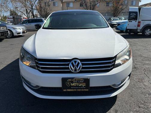 2015 Volkswagen Passat 1.8T Auto Sport