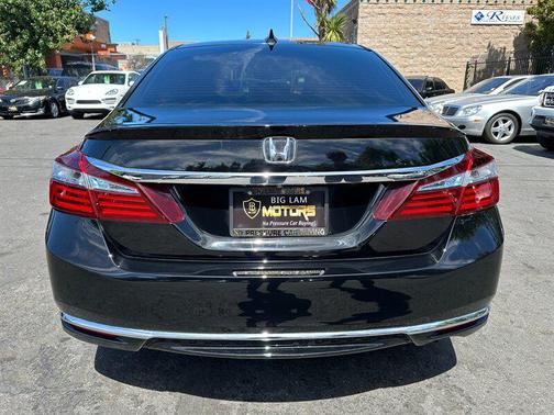 2017 Honda Accord Hybrid EX-L