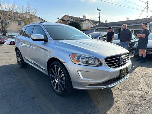 2015 Volvo XC60 T5 Premier