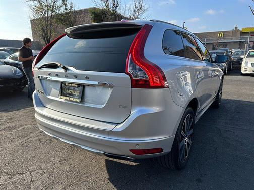 2015 Volvo XC60 T5 Premier