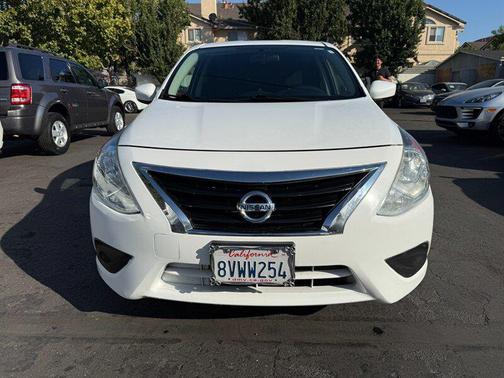 2019 Nissan Versa 1.6 SV