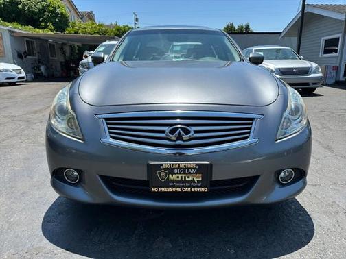 2011 INFINITI G37x Base
