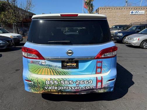 2016 Nissan Quest SV