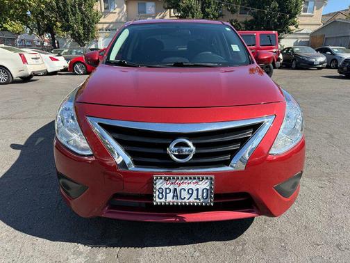 2018 Nissan Versa 1.6 SV