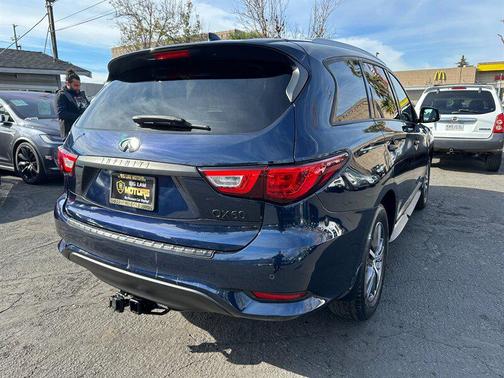 2016 INFINITI QX60 Base