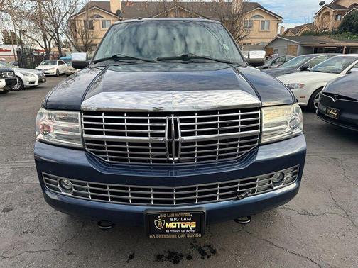 2013 Lincoln Navigator Base