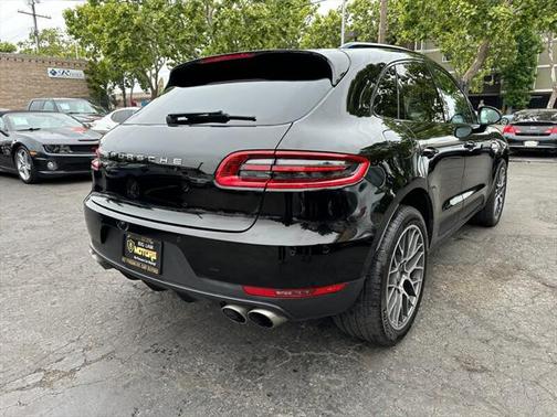 2018 Porsche Macan Base