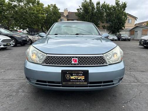 2005 Saturn L 300