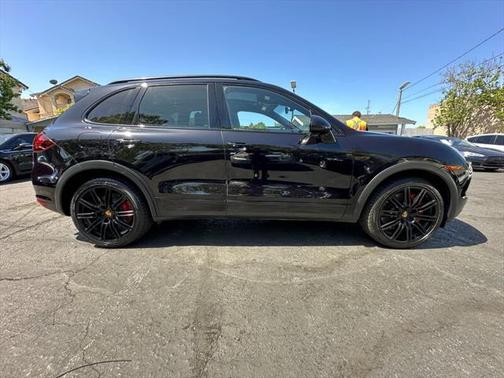 2012 Porsche Cayenne Turbo