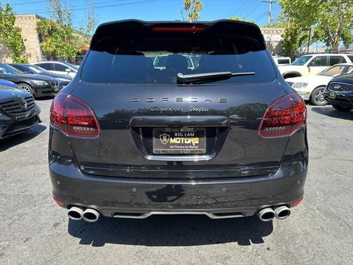 2012 Porsche Cayenne Turbo