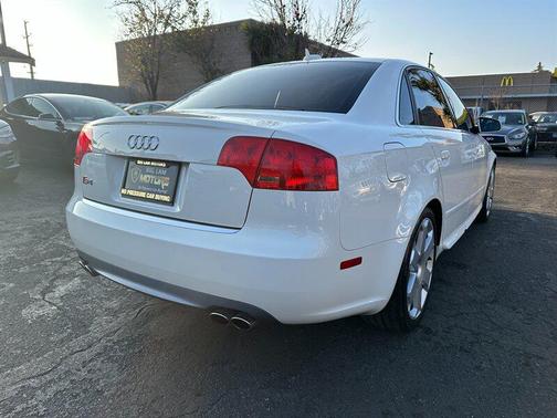 2005 Audi S4 4.2 quattro