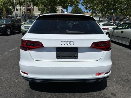 2016 Audi A3 e-tron 1.4T Premium