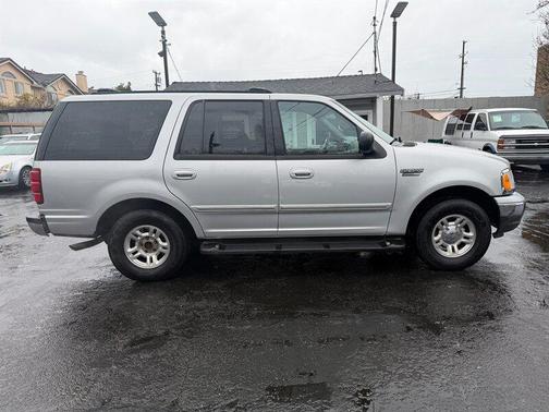 2002 Ford Expedition XLT