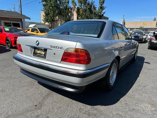 1999 BMW 740 740iL