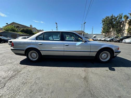 1999 BMW 740 740iL
