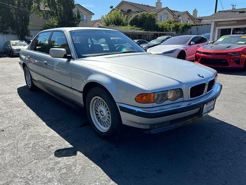 1999 BMW 740 740iL