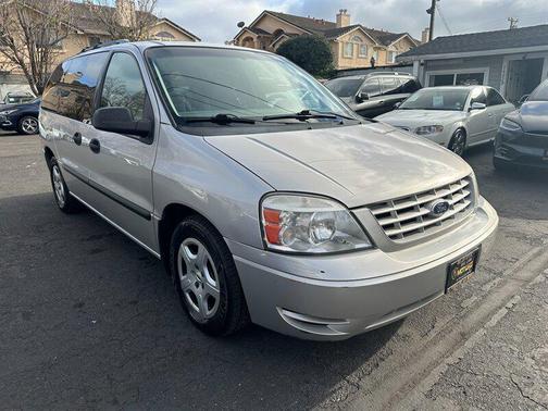 2004 Ford Freestar SE