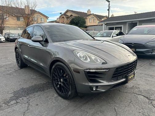 2015 Porsche Macan S