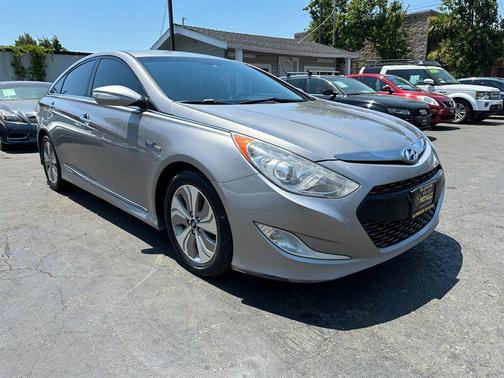 2013 Hyundai SONATA Hybrid Limited