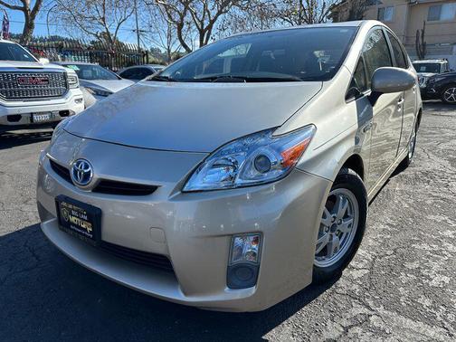 2010 Toyota Prius One