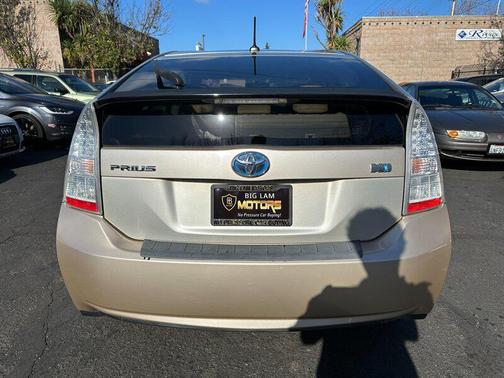 2010 Toyota Prius One
