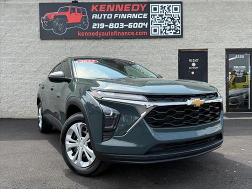 2025 Chevrolet Trax LS