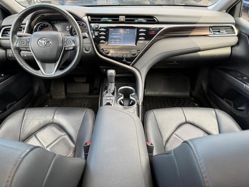 2018 Toyota Camry XLE