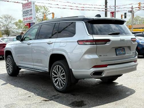2022 Jeep Grand Cherokee L Summit Reserve