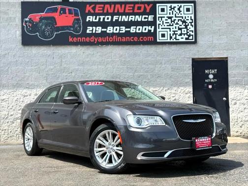 2017 Chrysler 300 Limited
