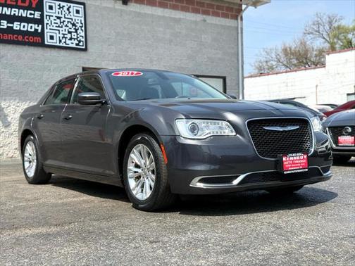 2017 Chrysler 300 Limited